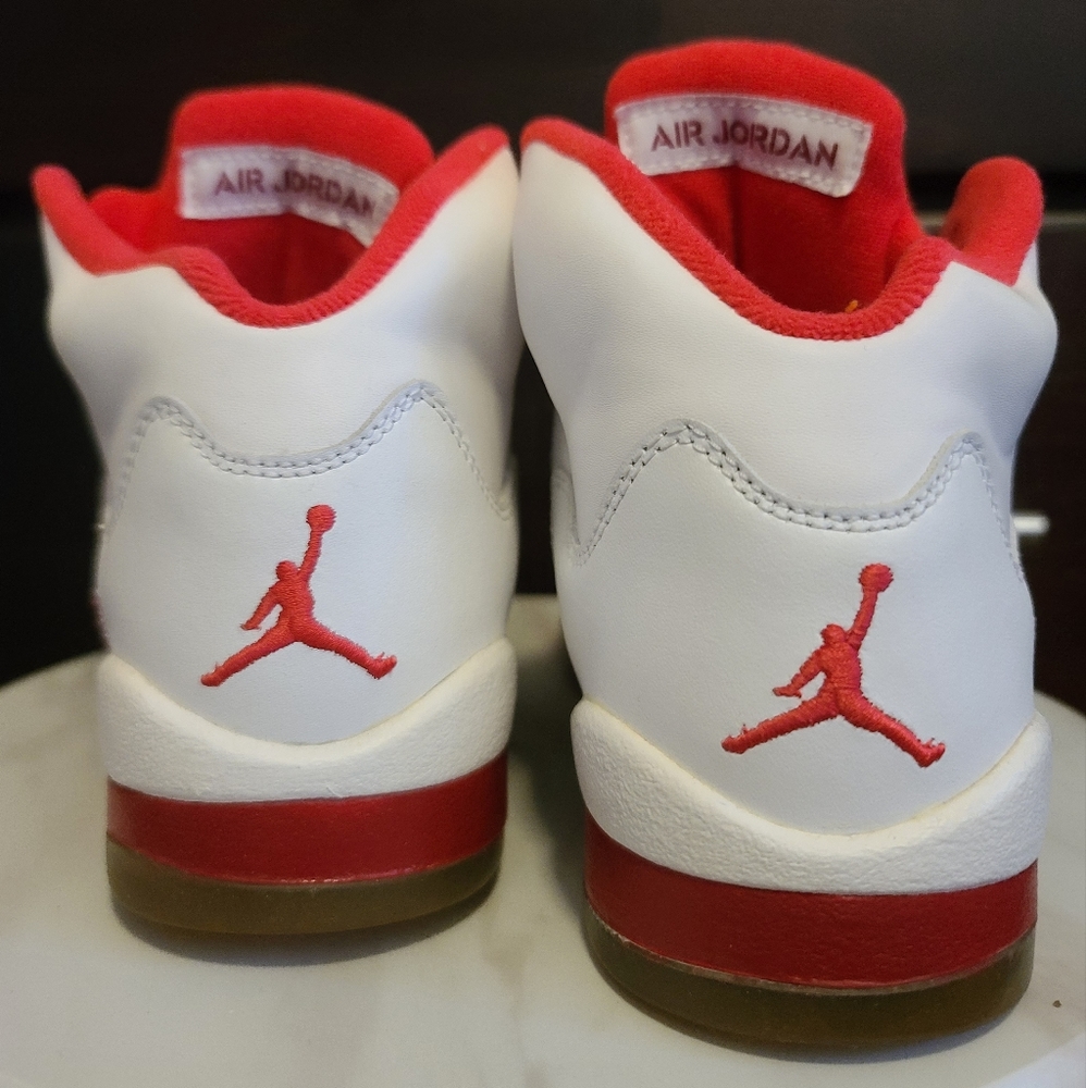 2011 Nike Girls Air Jordan 5 V Retro White Red (GS) Youth SZ 4.5Y
